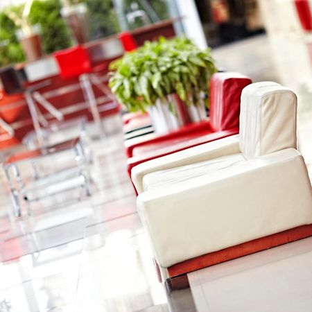 Hotel Mazurkas Ozarow Mazowiecki Extérieur photo