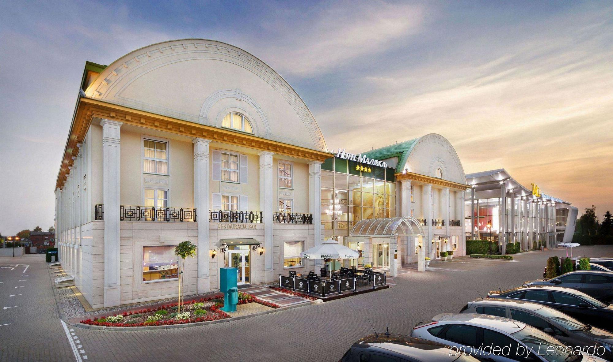 Hotel Mazurkas Ozarow Mazowiecki Extérieur photo